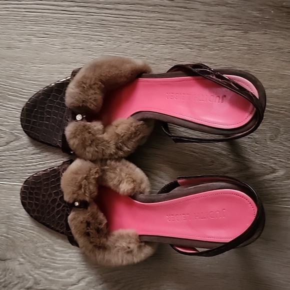 JUDITH LEIBER REAL MINK N REAL LEATHER EUC MADE IN ITALY PUMPS 8.5US - Picture 5 of 14